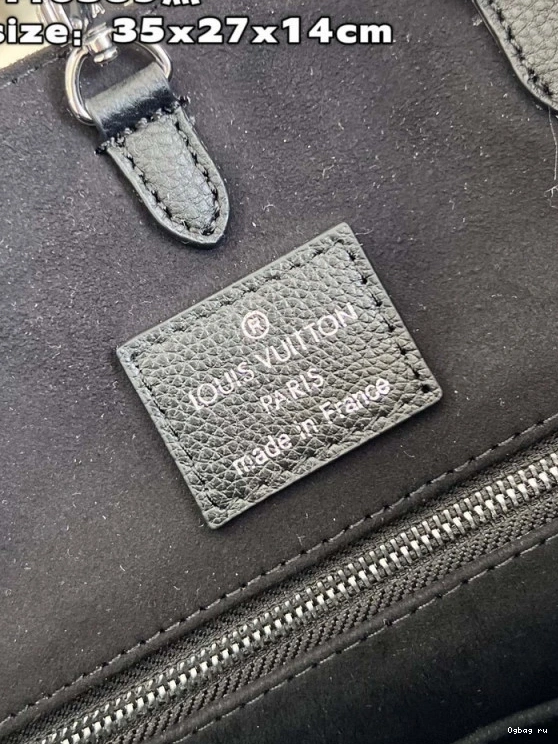 MM LOUIS ONTHEGO VUITTON 0731